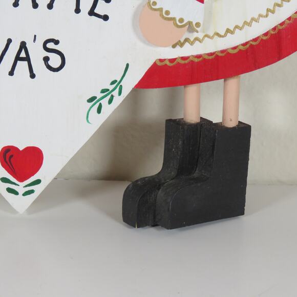 Hand Painted Folk Art Wooden Welcome Sign with Heart - Slovak "Vitame Vás" - Picture 5 of 15